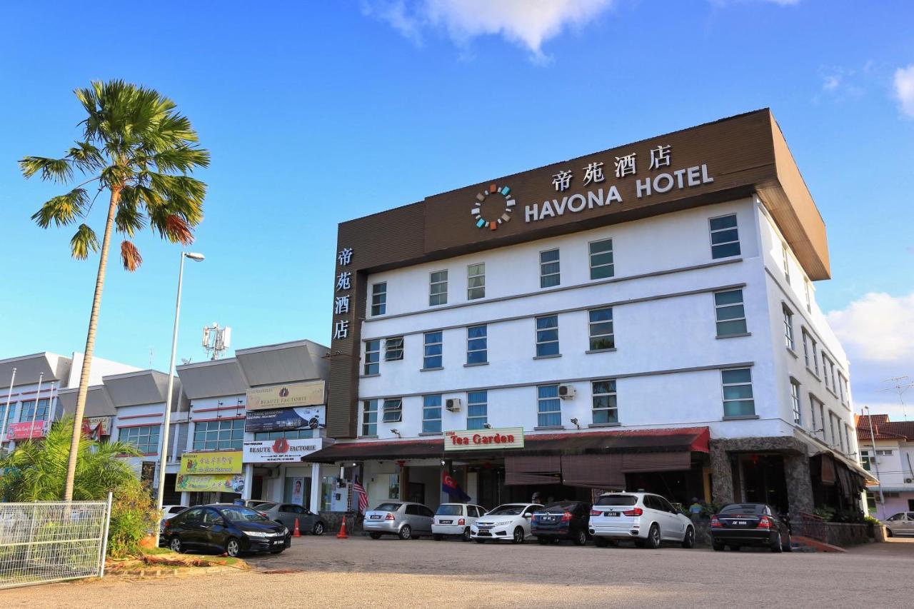 Havona Hotel - Taman Tropika Kulai Luaran gambar