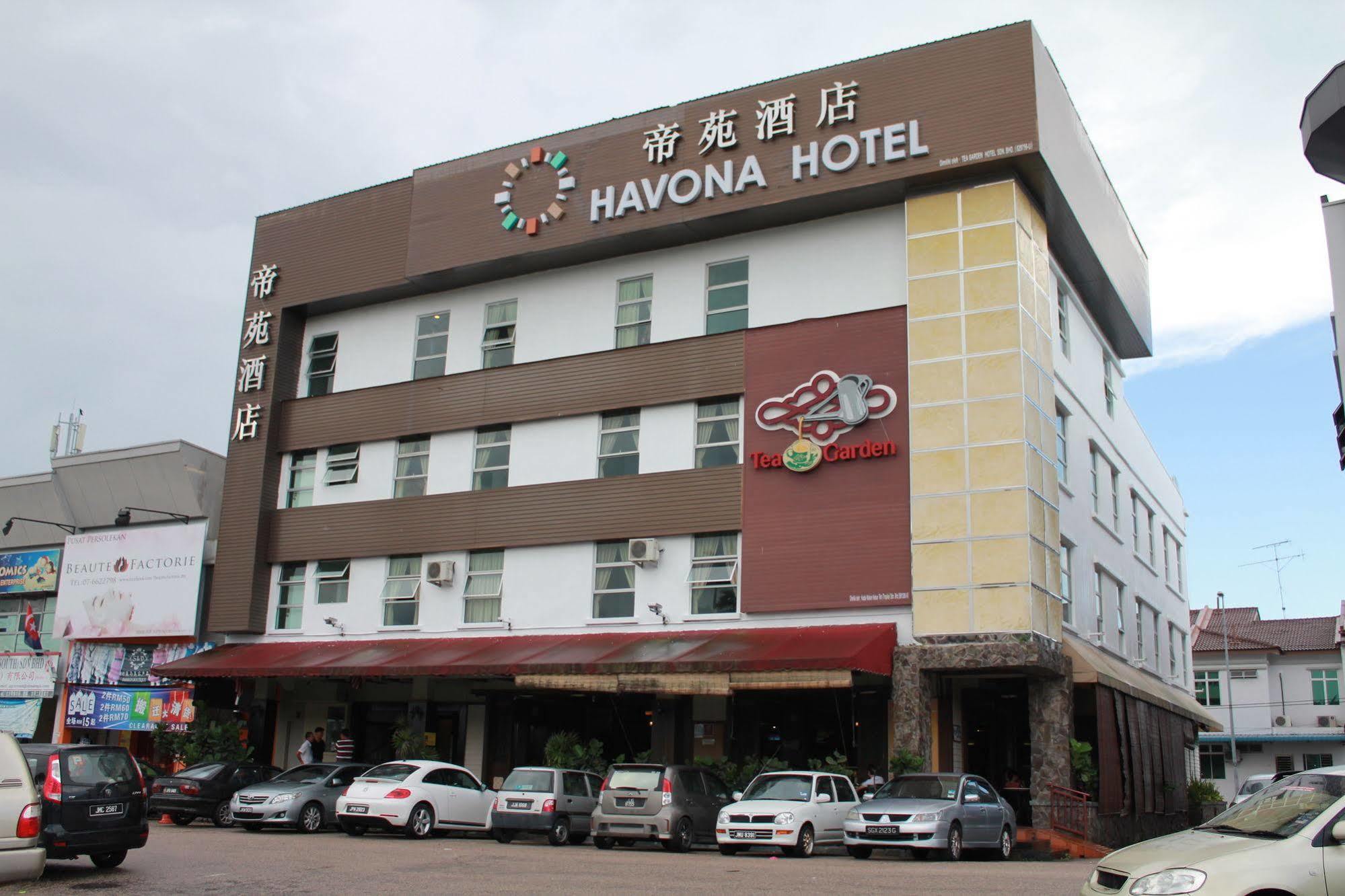 Havona Hotel - Taman Tropika Kulai Luaran gambar